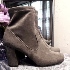FLASH SALE!!!! Gray, Stretchy Ankle Boots
